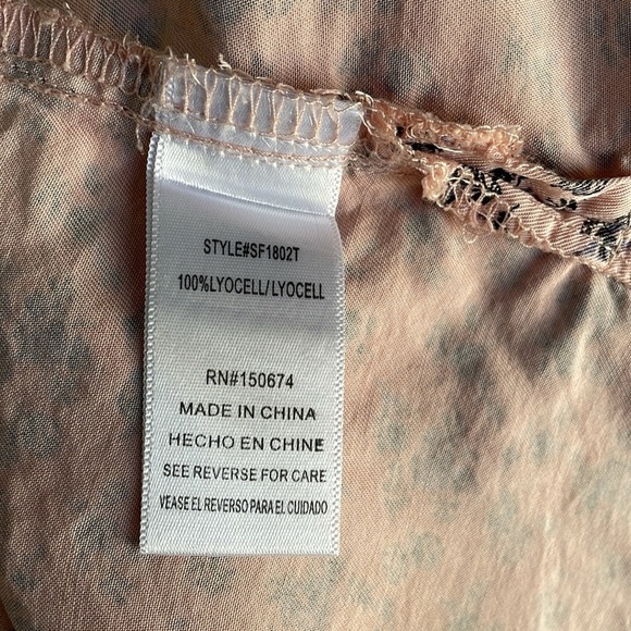 Billy T Floral Button Down Shirt - Picture 6 of 6